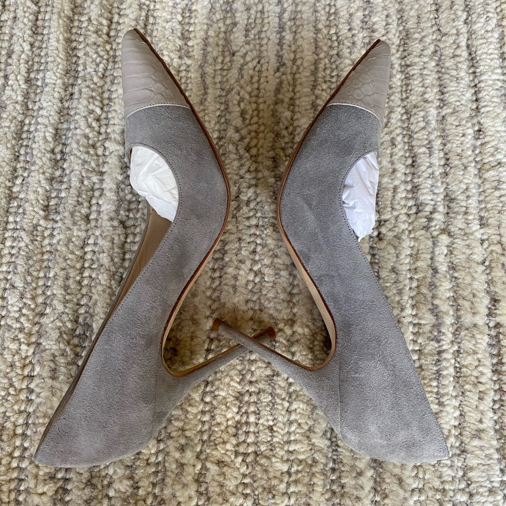 💕Manolo Blahnik BB Suede Pointed Heel - Picture 3 of 7